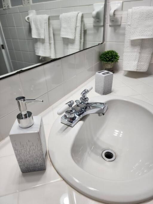 Willow Way: Cozy Retreat Форт Смит Екстериор снимка