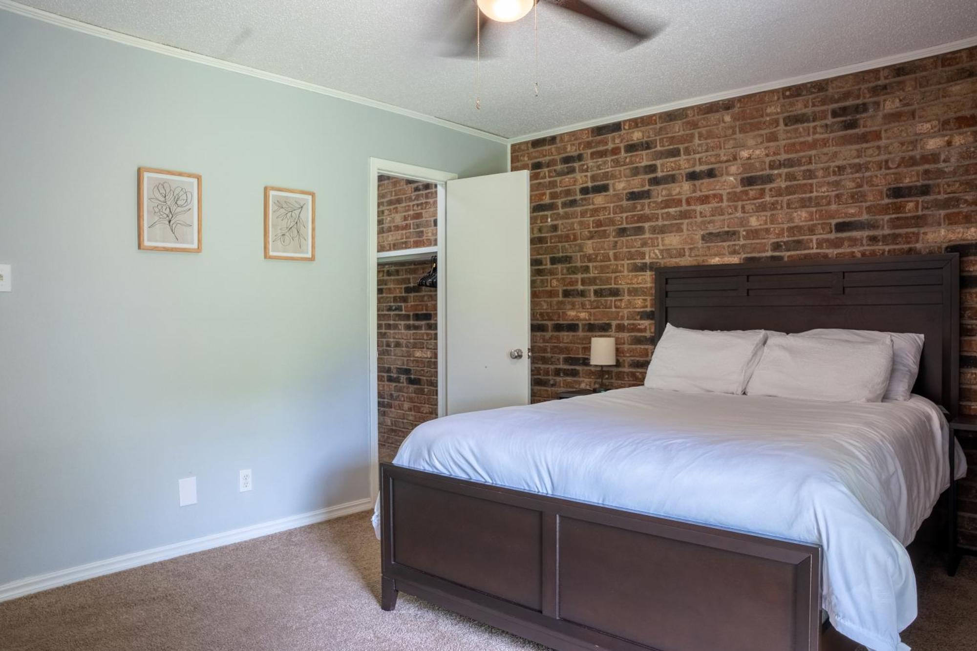 Willow Way: Cozy Retreat Форт Смит Екстериор снимка