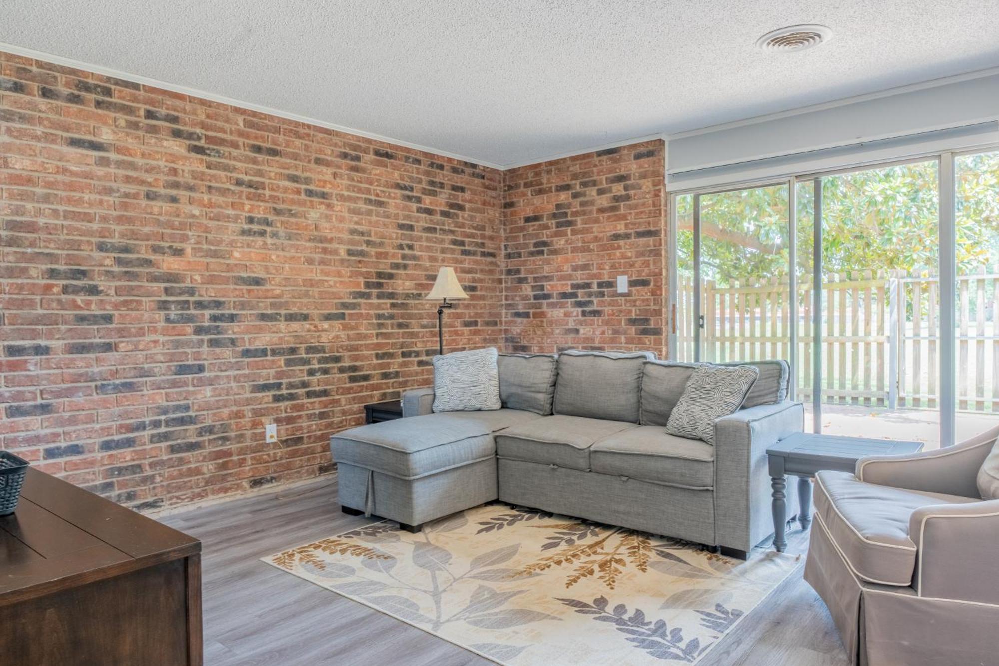 Willow Way: Cozy Retreat Форт Смит Екстериор снимка